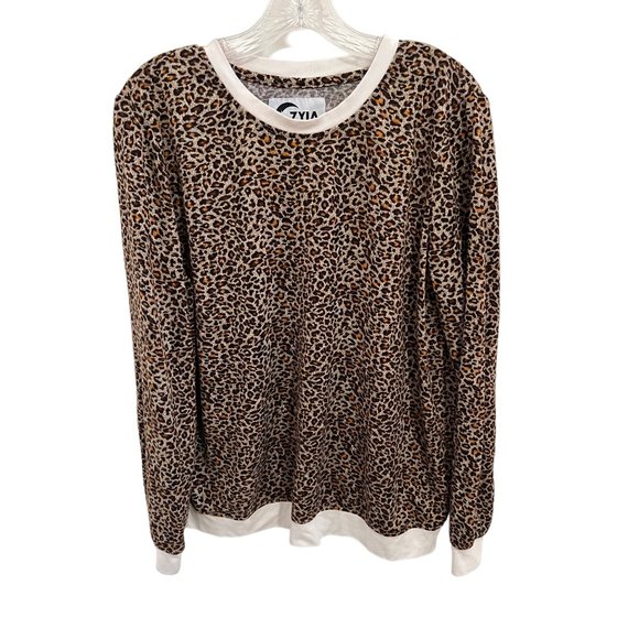 ZYIA Sweaters - Zyia Leopard print pullover Crewneck Woman's size Large